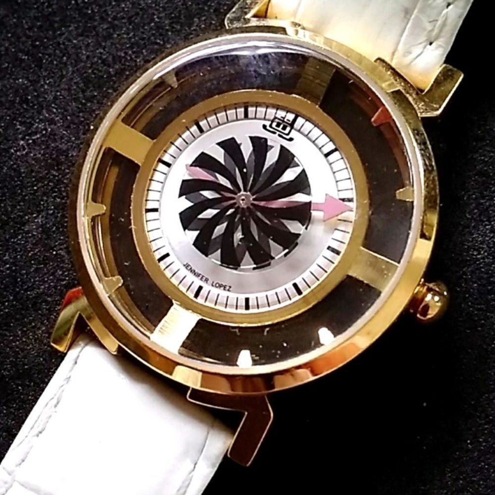 VTG BRACELET WATCH WOMENS JNIFER LOPEZ